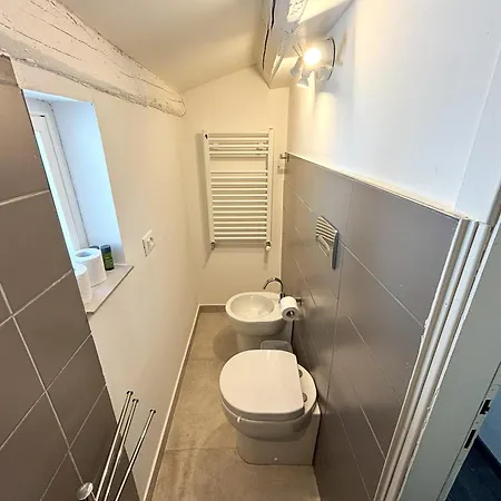 Interno 24 Διαμέρισμα *